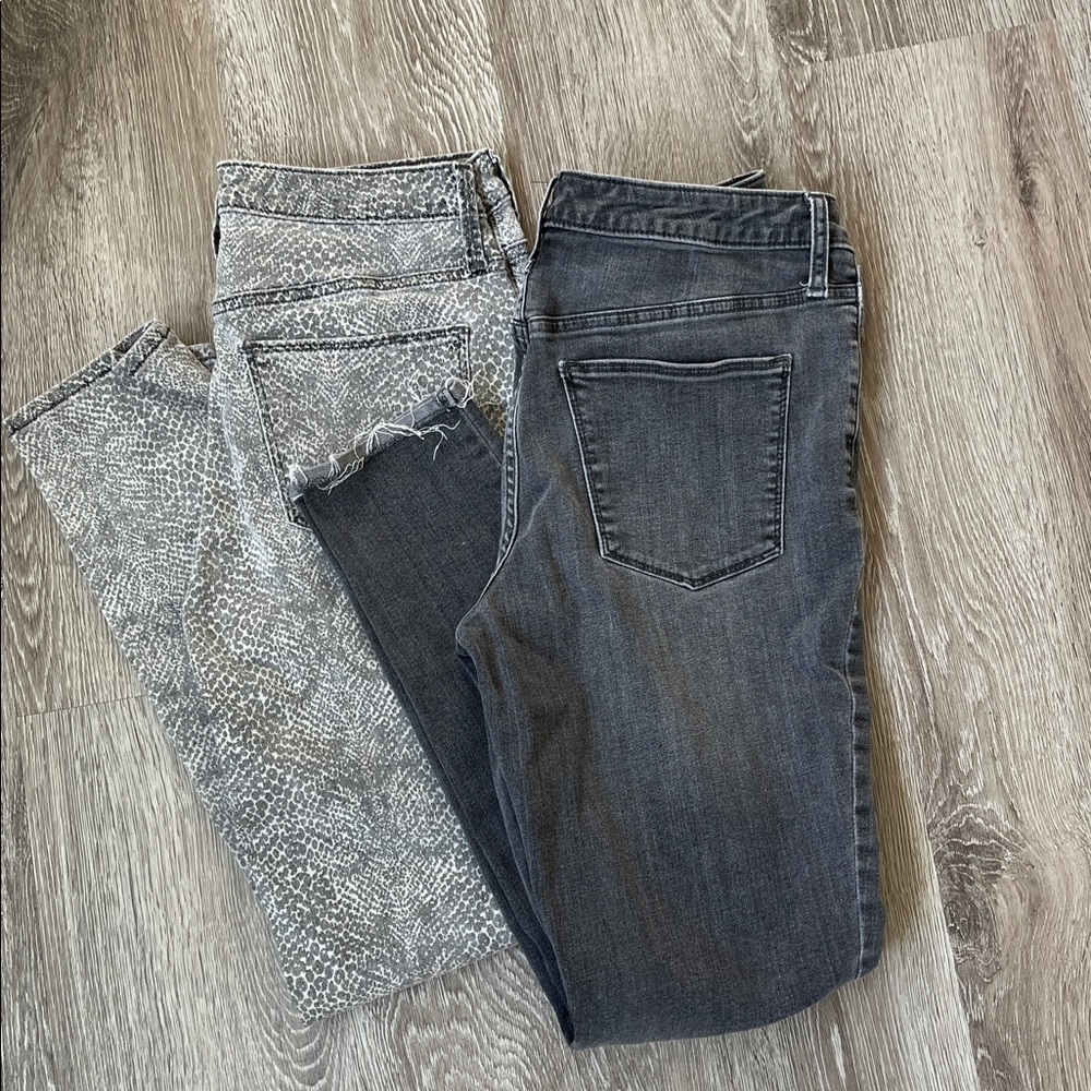 Universal Thread High Rise Skinny Jeans (Set of 2)